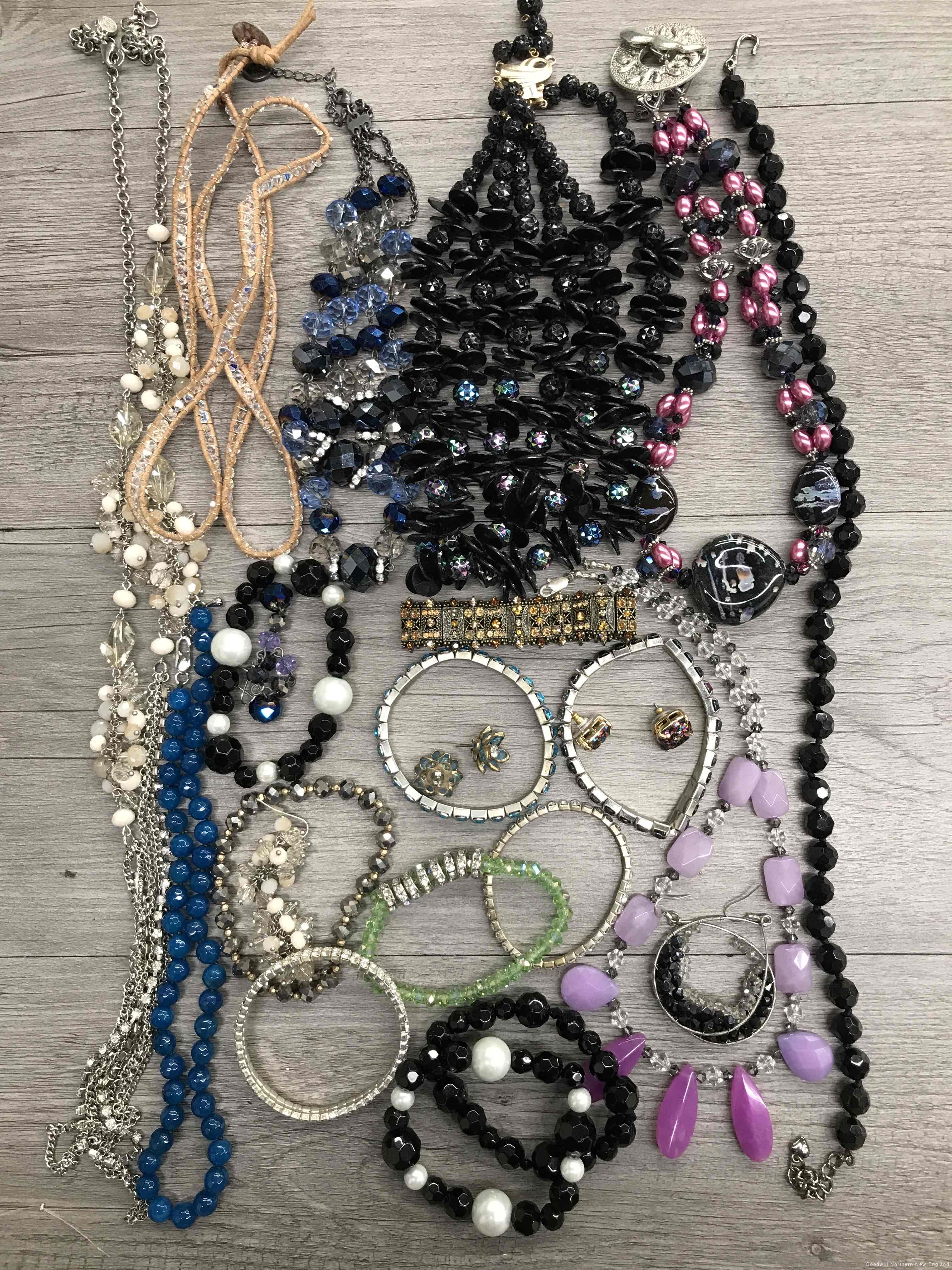 Sparkle Jewelry Lot Black Beads Bracelet Necklace
