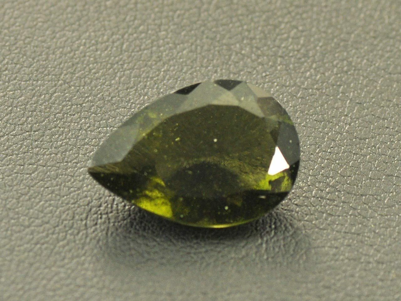 4.95cts Drop Pear 16x11x5mm Standart Cut Moldavite Faceted Cutted Gem Brus899